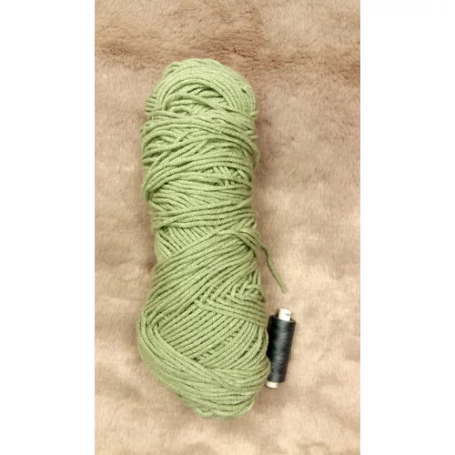 Zöld akril fonal (125gr)