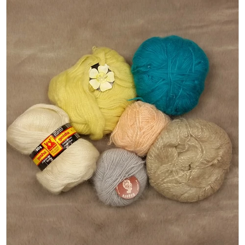 Moher fonalcsomag (220gr)