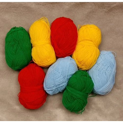 Színes akril fonal (375gr)