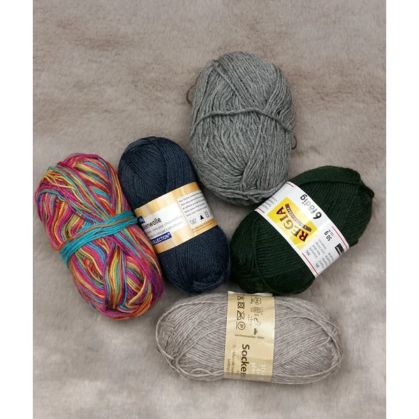 Vegyes zoknifonal (240gr)