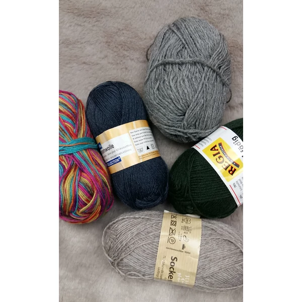 Vegyes zoknifonal (240gr)