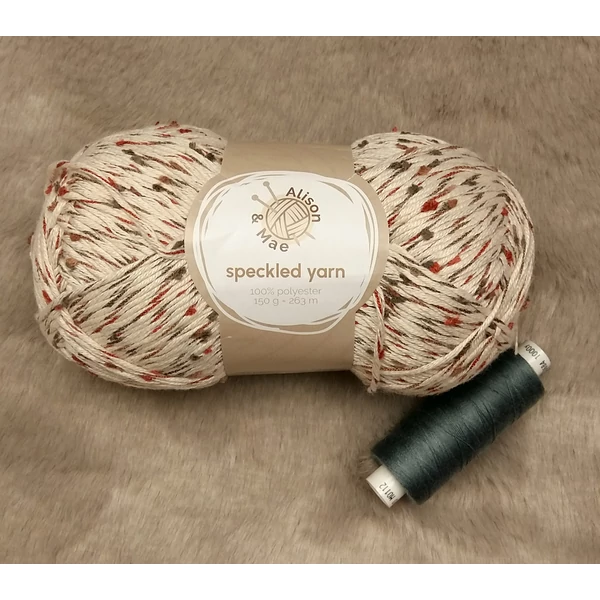 Alison & Mae Speckled yarnpolyester fonal (150gr)