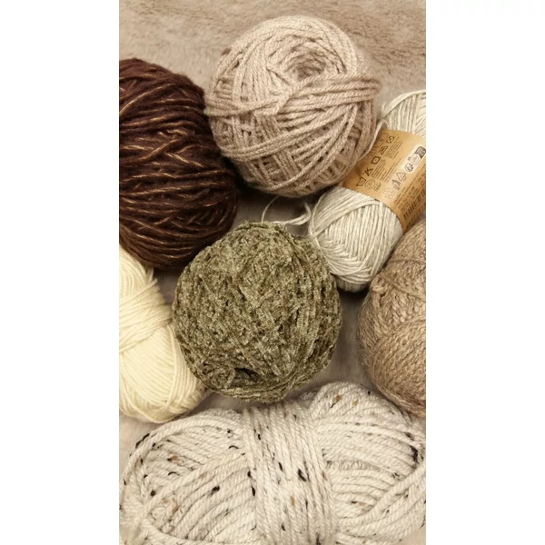 Natúr színvilágú fonalcsomag (325gr)