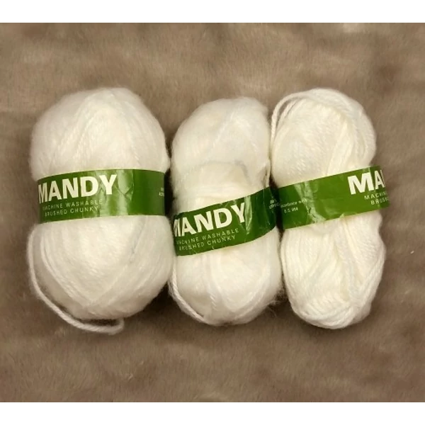 Mandy fehér akril fonal (180gr)