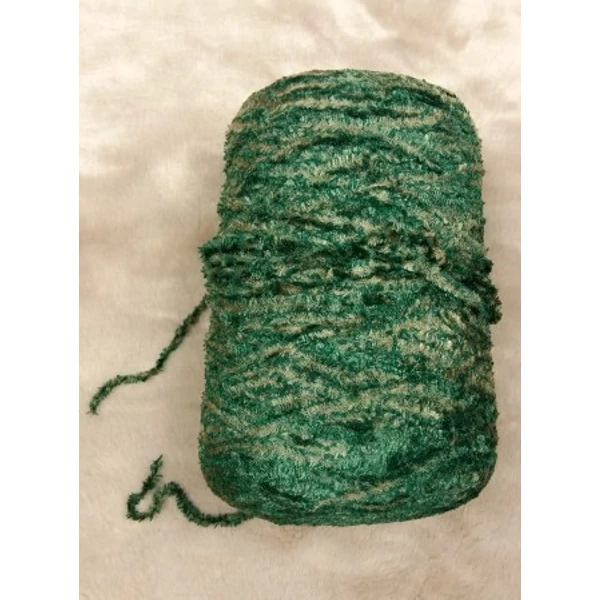 Zöld-drapp fonal (1200gr)