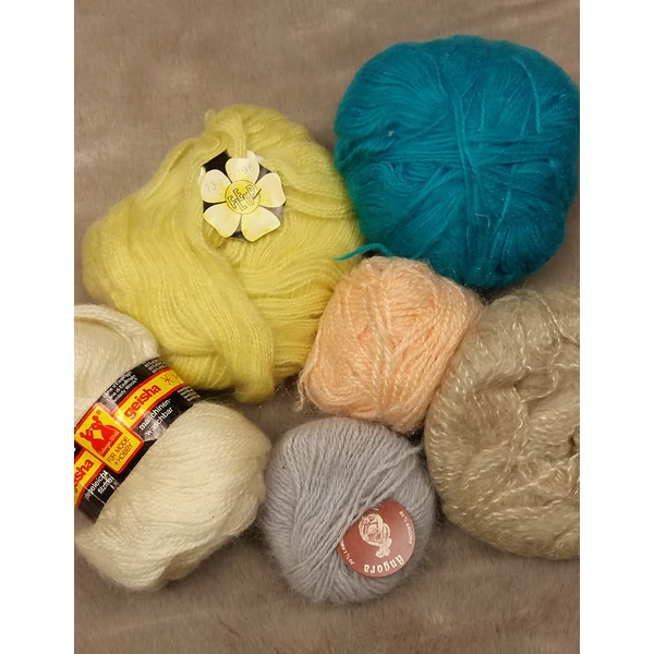 Moher fonalcsomag (220gr)