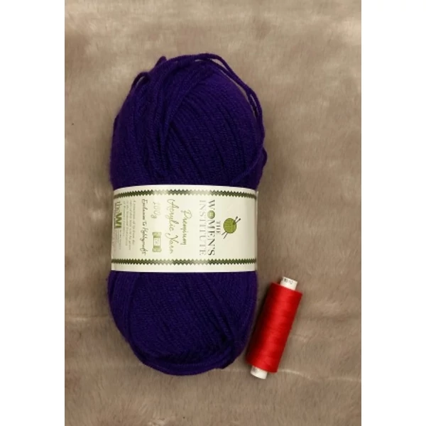 The Women's Institute Prémium Acrylic Yarn (100gr)