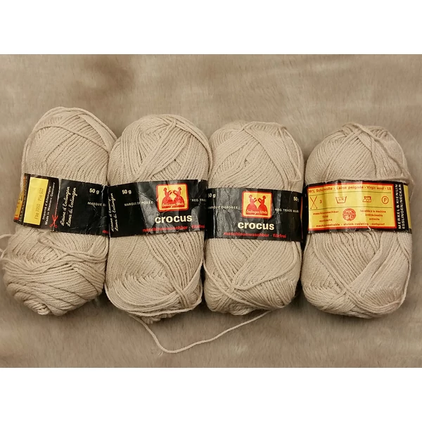 Crocus gyapjú fonal (200gr)