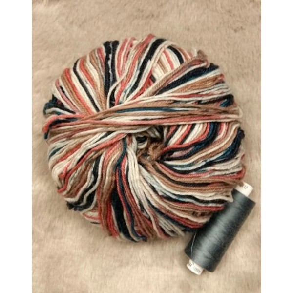 Színátmenetes gyapjús fonal (75gr)