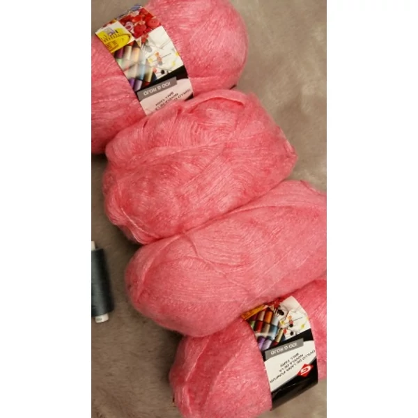 Rózsaszín akril fonal (390gr)
