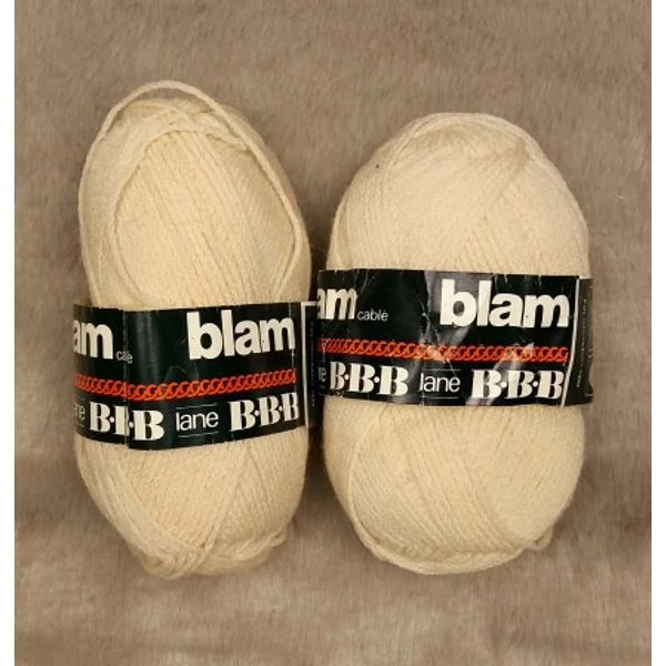 B.B.B Blam szűzgyapjú fonal (100gr)