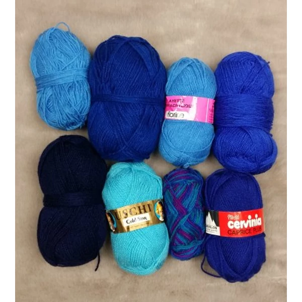 Kék színvilágú fonalcsomag (470gr)