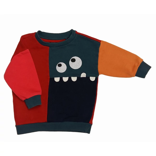 Szörnyes pulcsi (86)