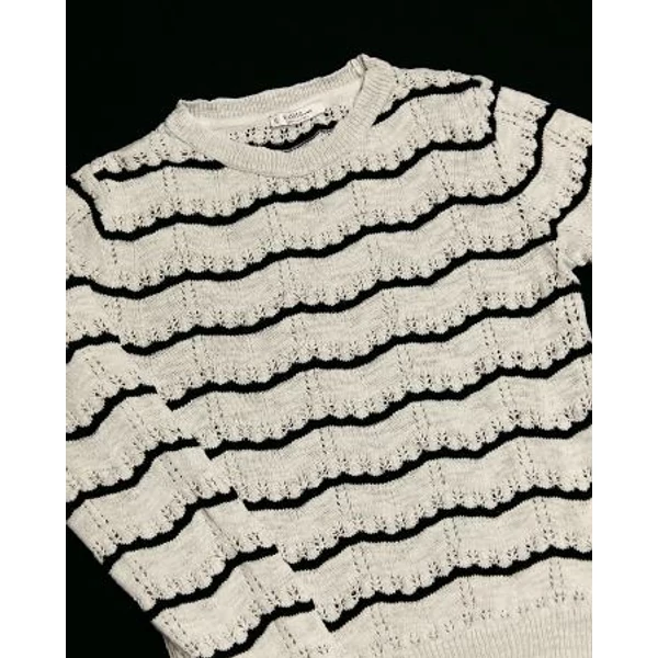 Szürke-fekete Mango pulcsi (M)