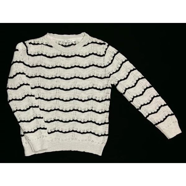 Szürke-fekete Mango pulcsi (M)